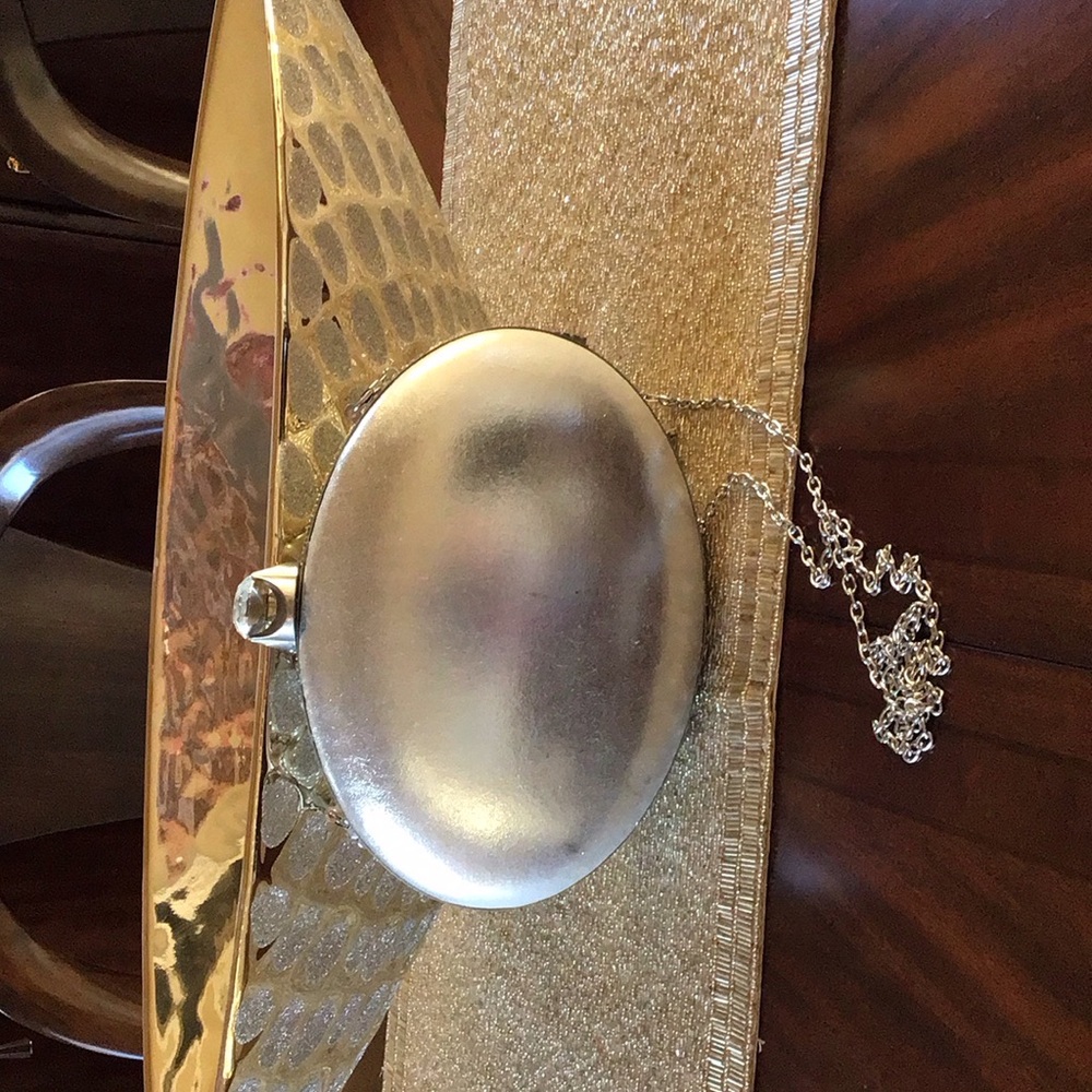 Vintage Ivory Pearl and Crystal Clutch - Picture 6 of 9